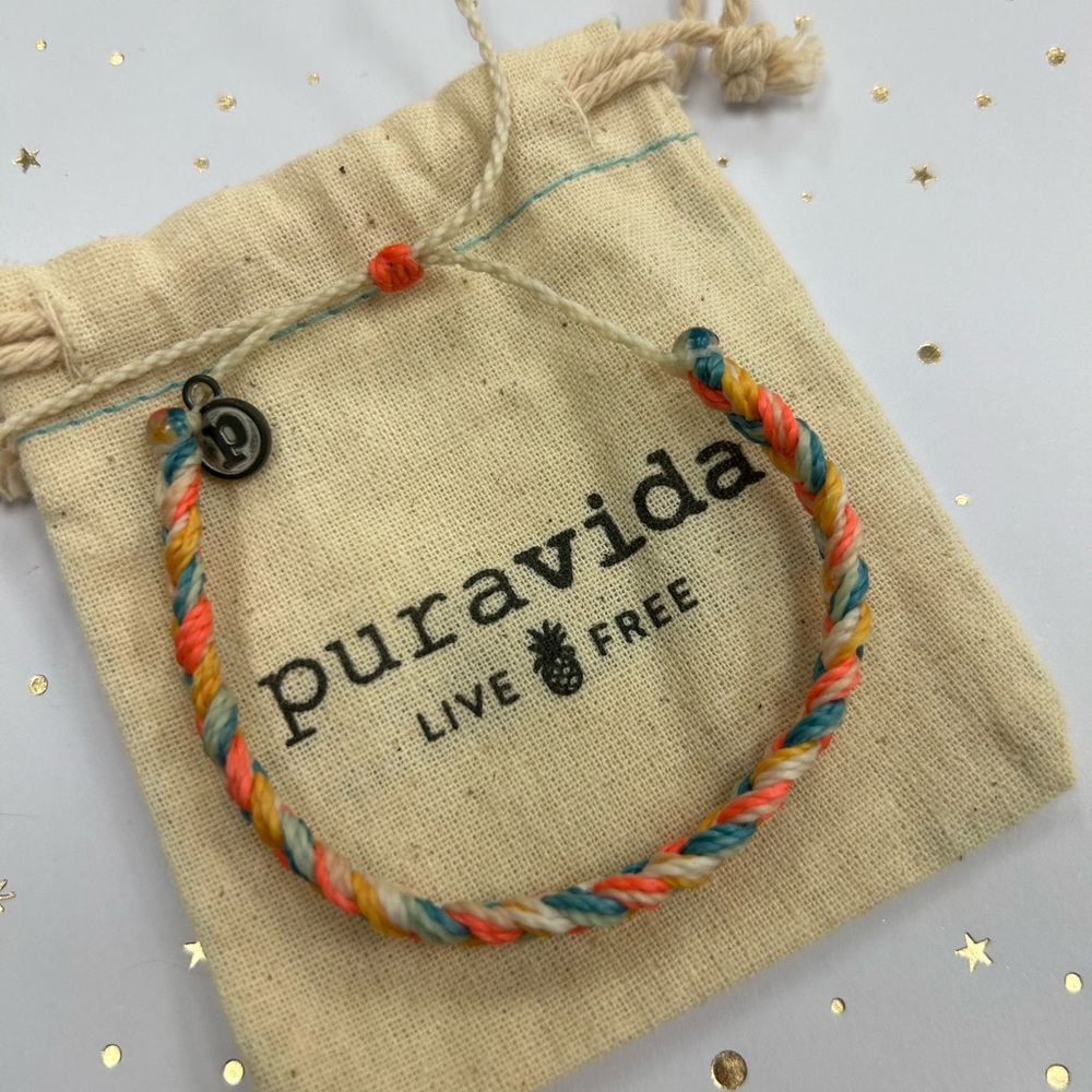 Pura Vida bracelet never worn brand new! Waterproof and durable!